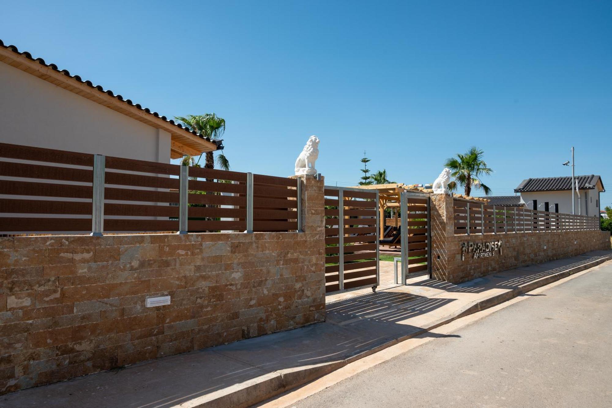 Paradise Apartments Artemida Εξωτερικό φωτογραφία