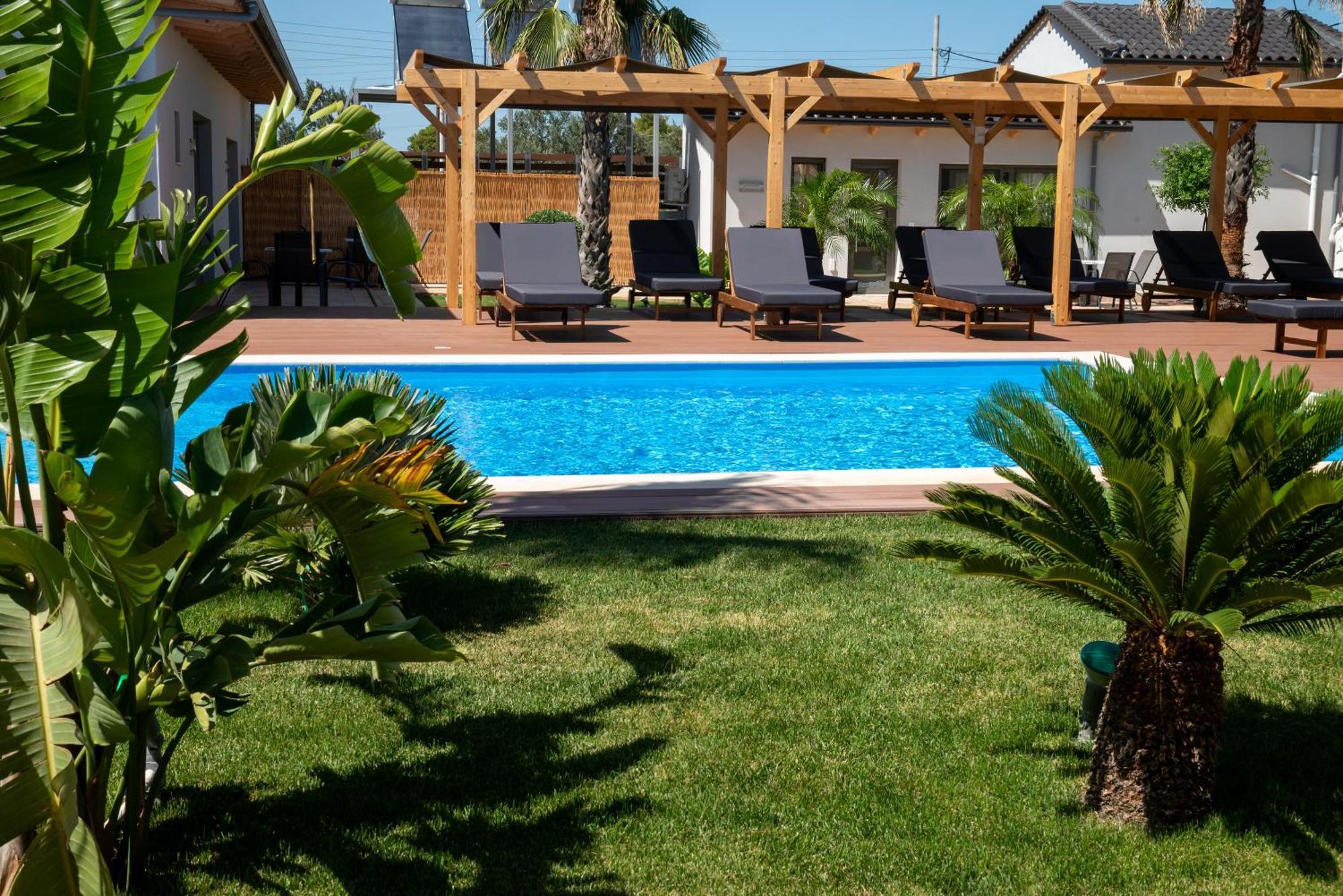 Paradise Apartments Artemida Εξωτερικό φωτογραφία